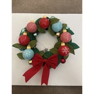 Wondershop 14” Animated Christmas Wreath Singing Lighted Ornaments Sound